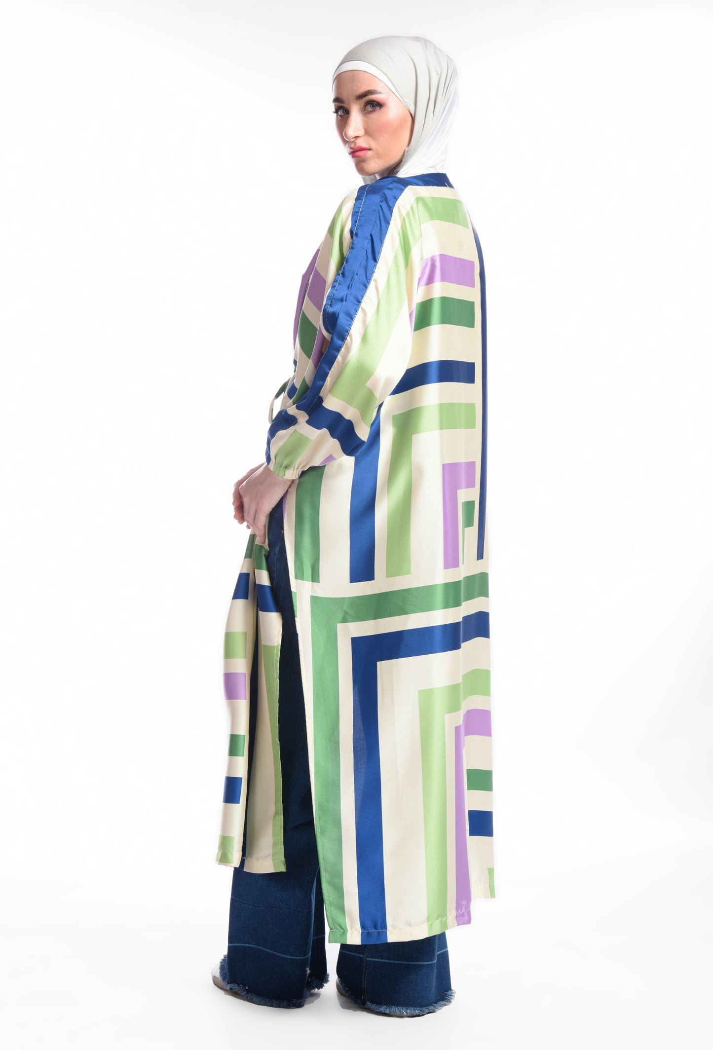 Stain side splitted tie dress