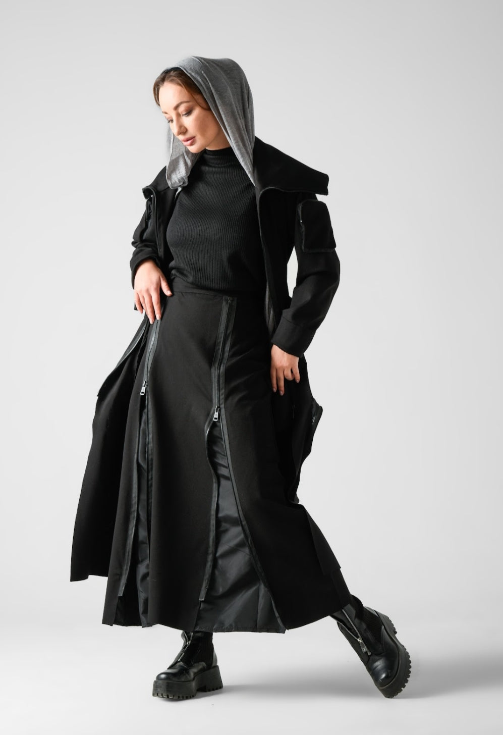 Mystical Masquerade (black/ olive)
