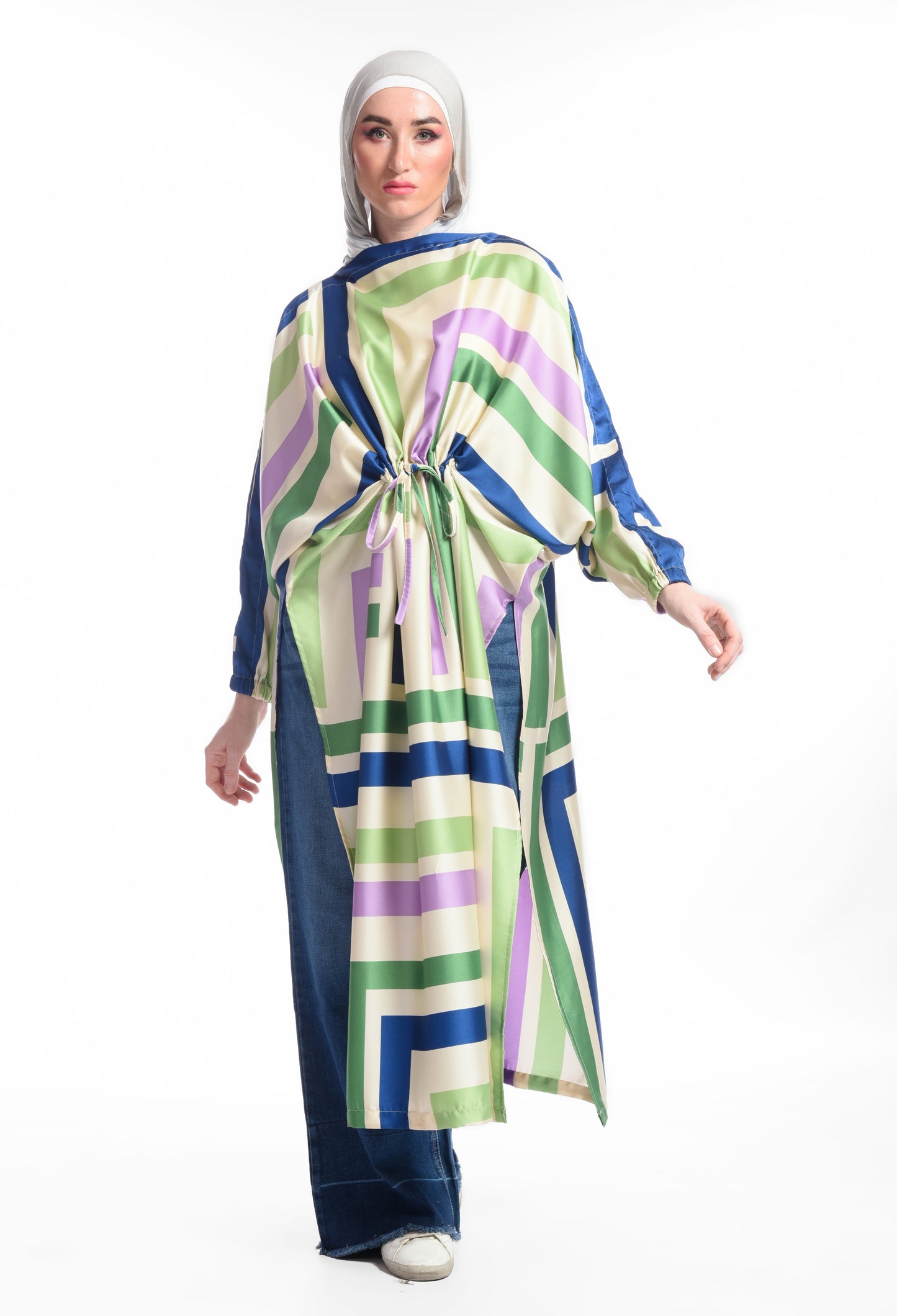 Stain side splitted tie dress