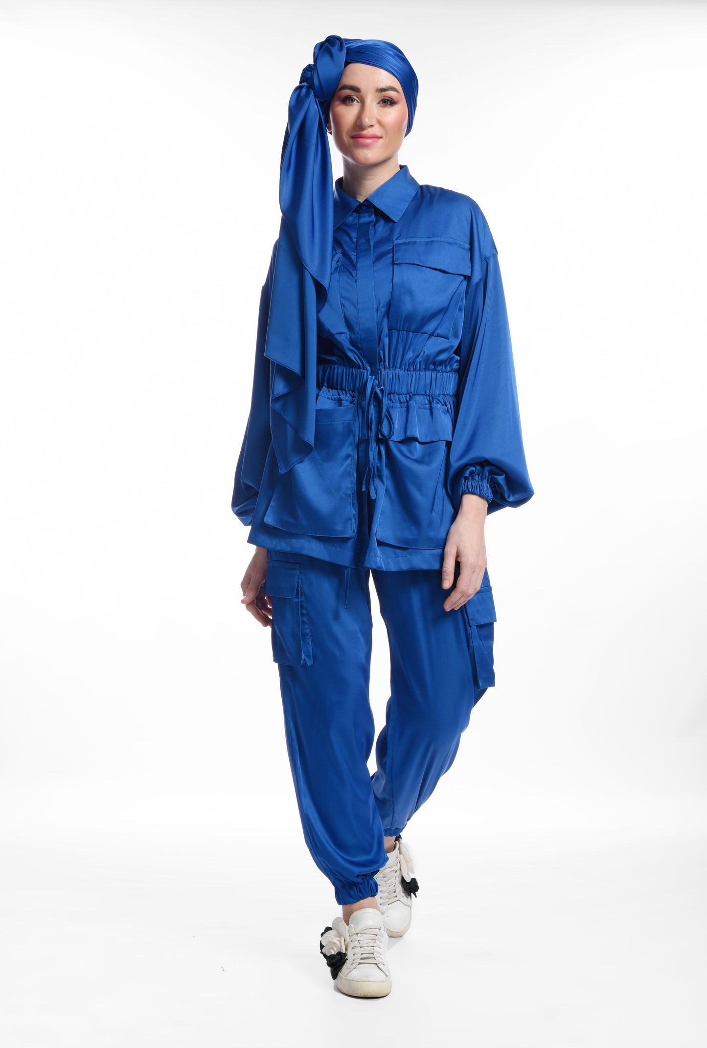 Sensational electric blue stain set