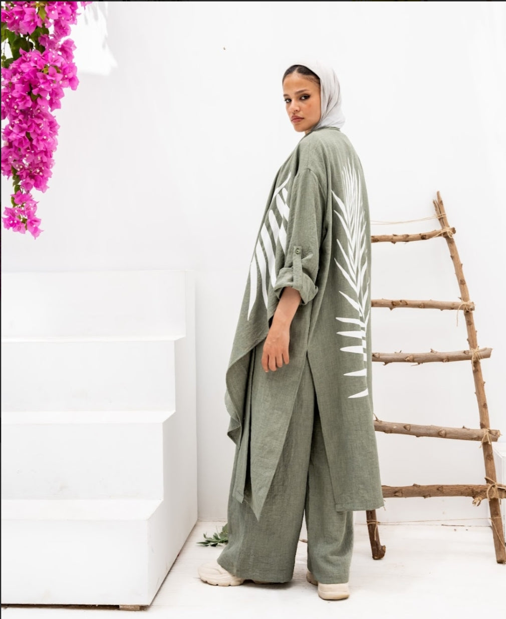 Effortless Elegance (beige _limon_white_dark green)