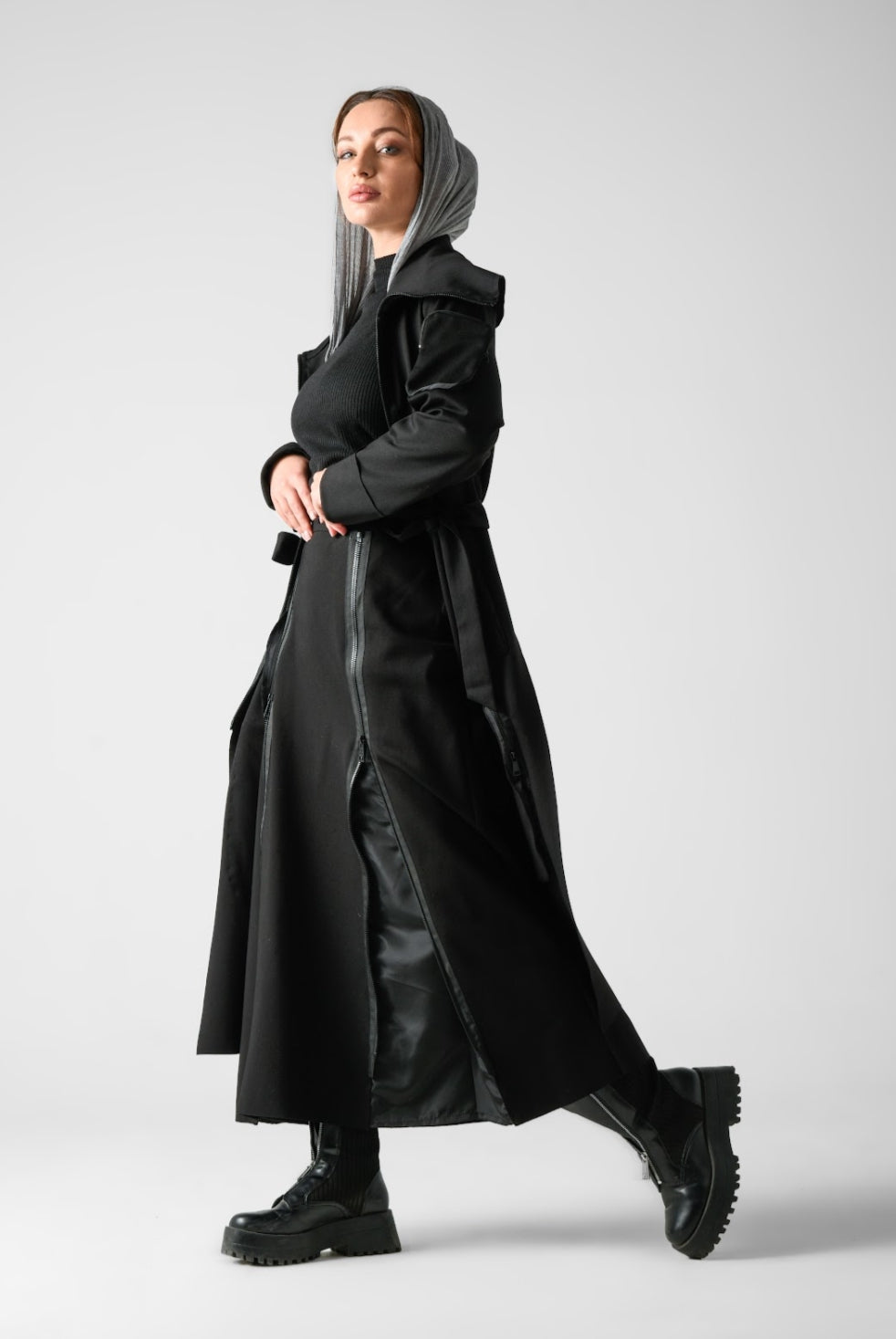 Mystical Masquerade (black/ olive)
