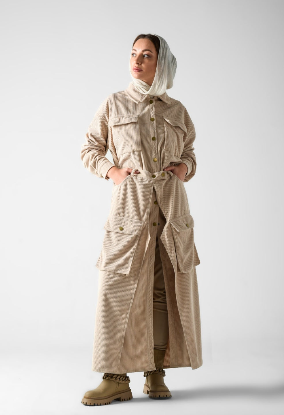 Veiled charm( camel/beige)