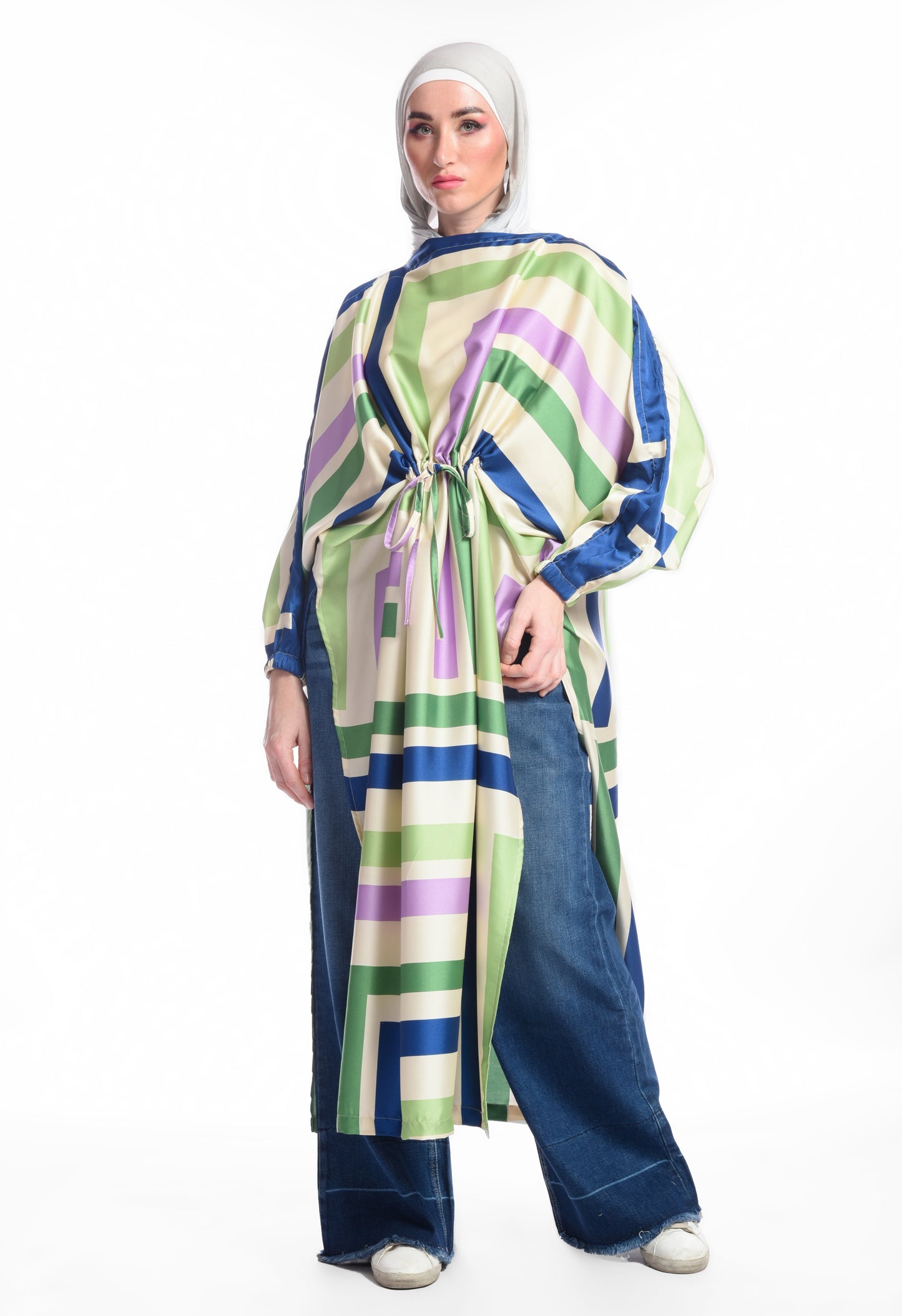 Stain side splitted tie dress