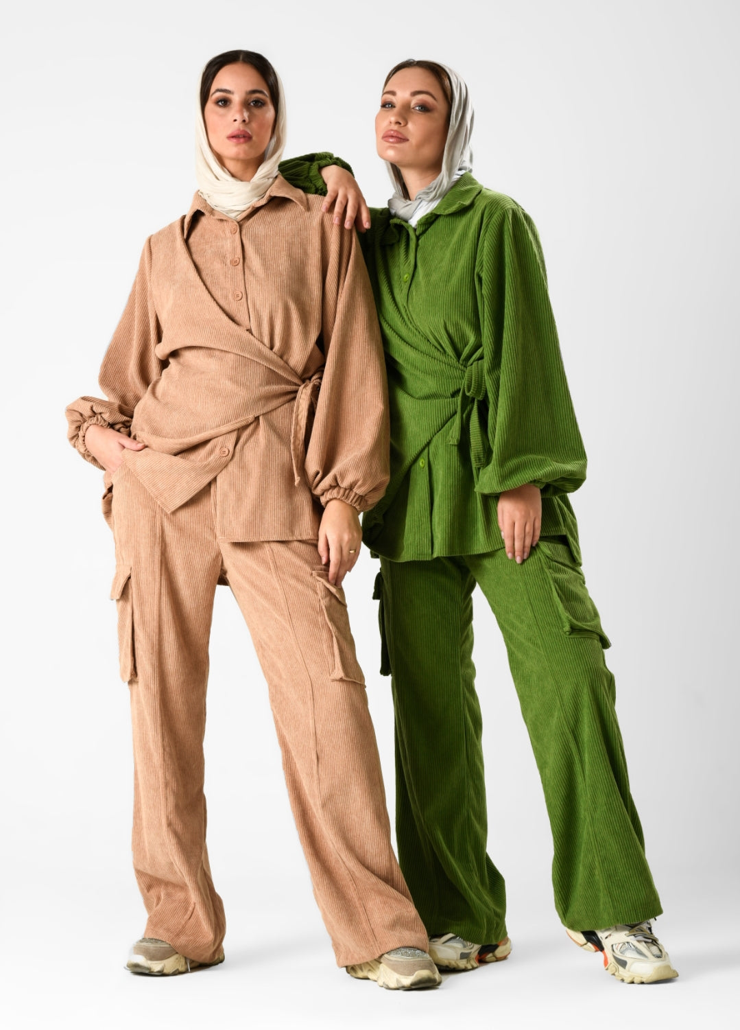 Electric whispers green-beige
