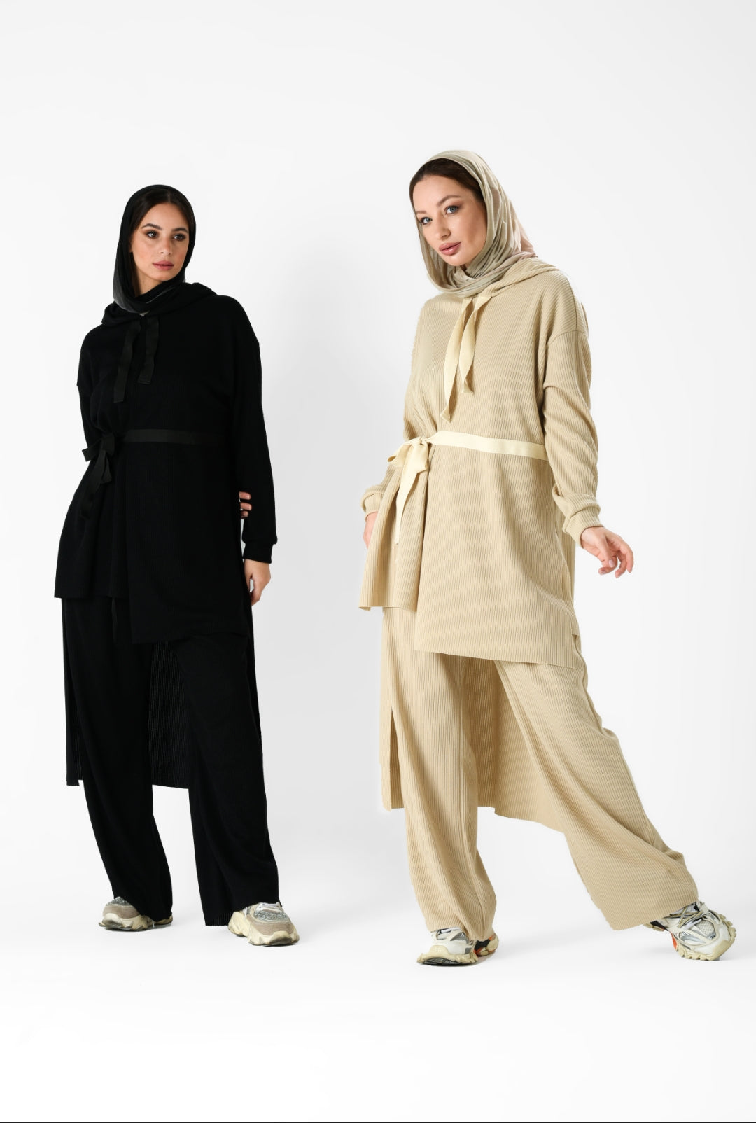 Wanderlust black