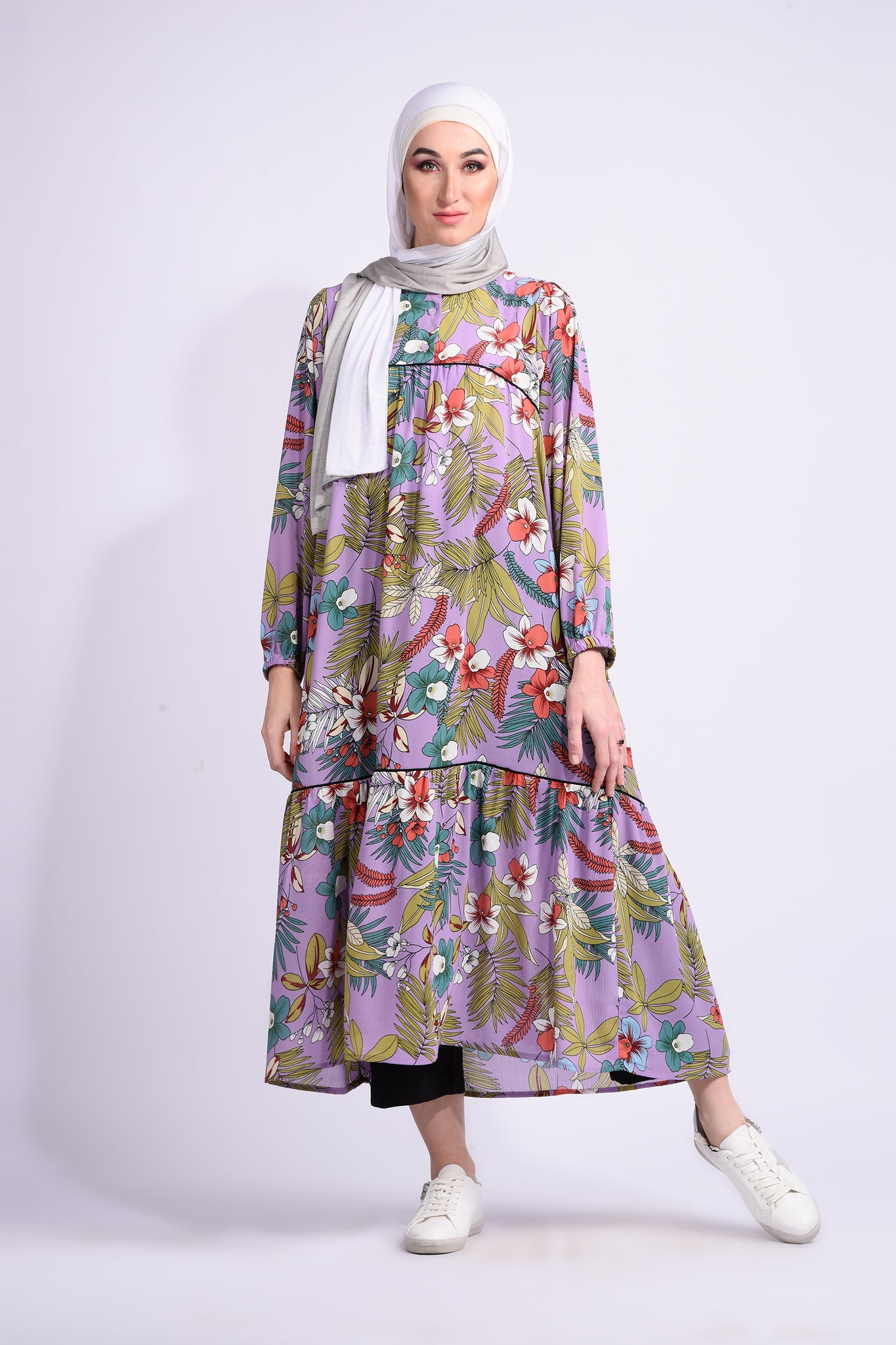 Long-sleeved purple patterned midi dress