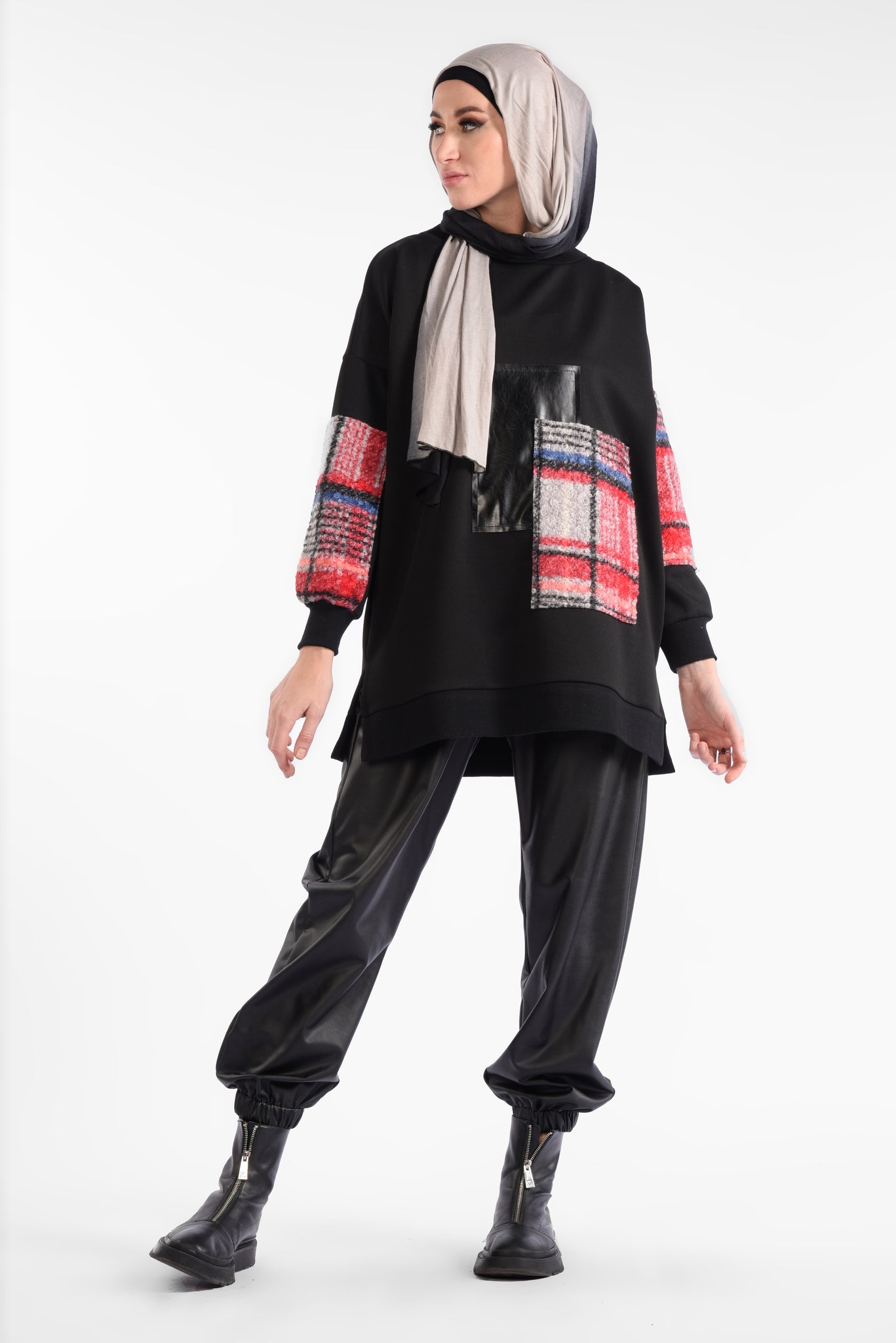 Black printed long-sleeved blouse