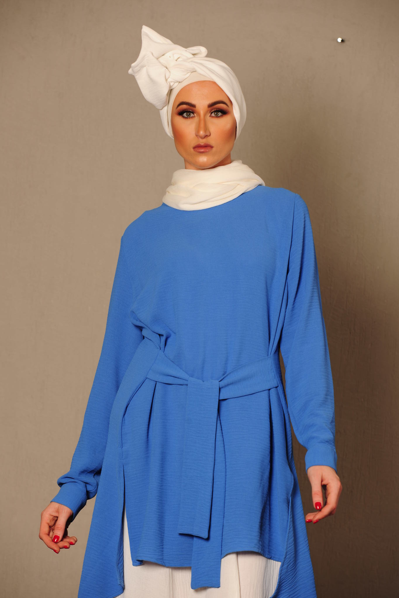 Round neck tie blouse