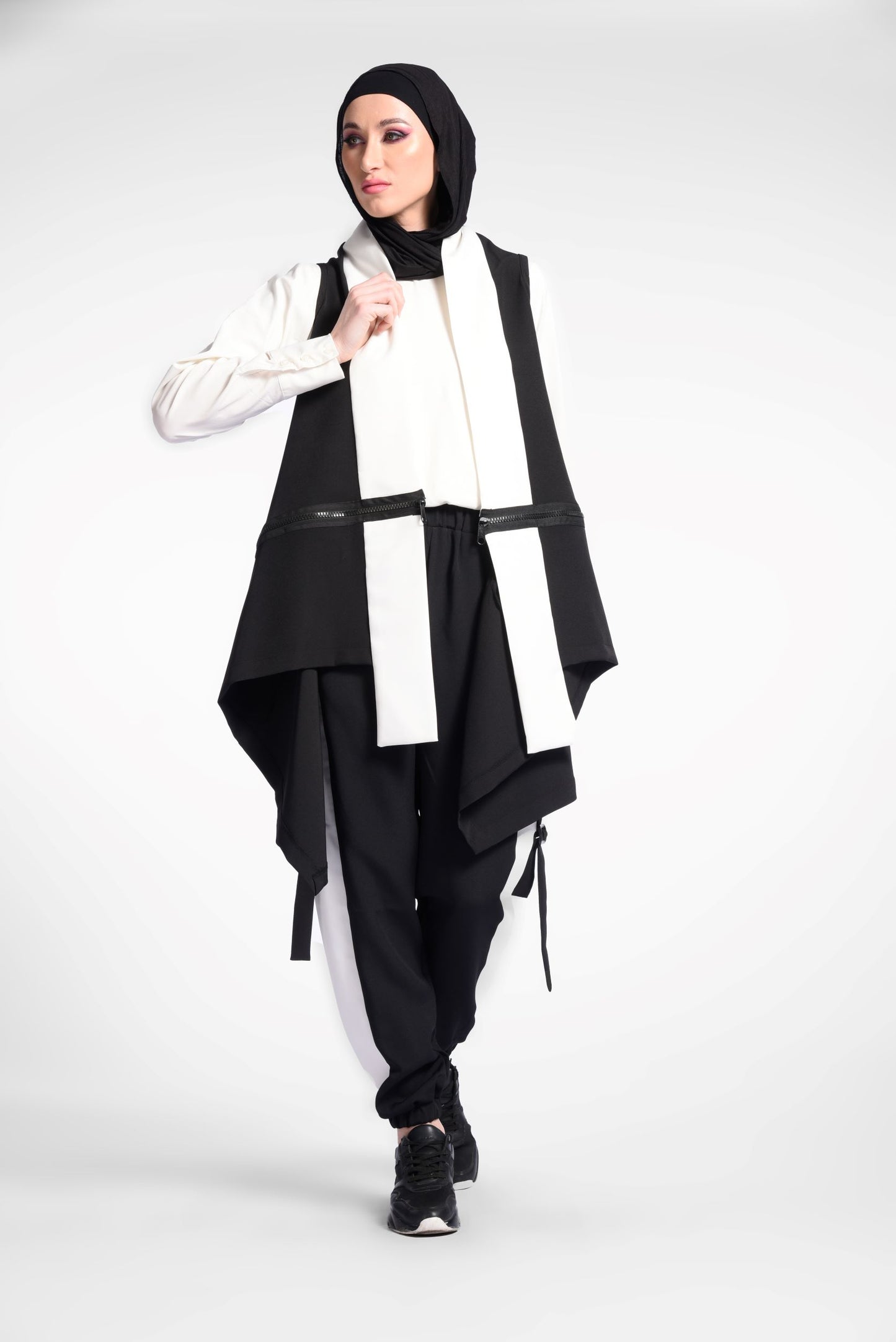 Black Sleeveless Vest