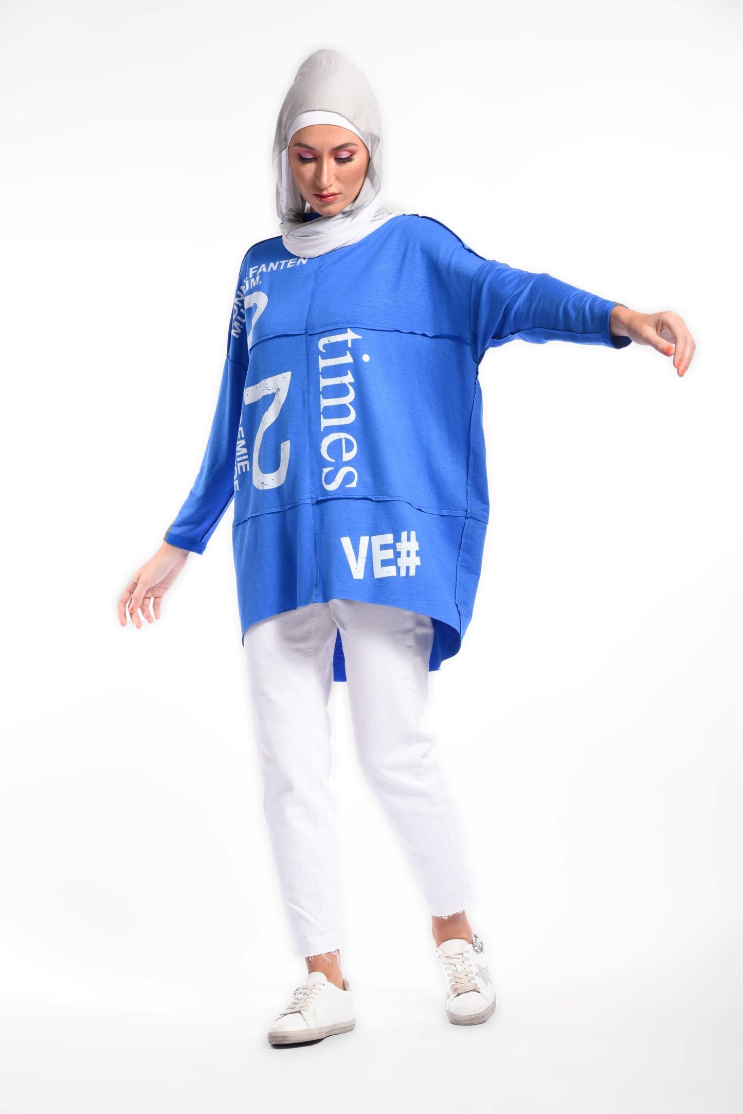 Blue Round Neck Long Sleeves High-Low Loose T-Shirt