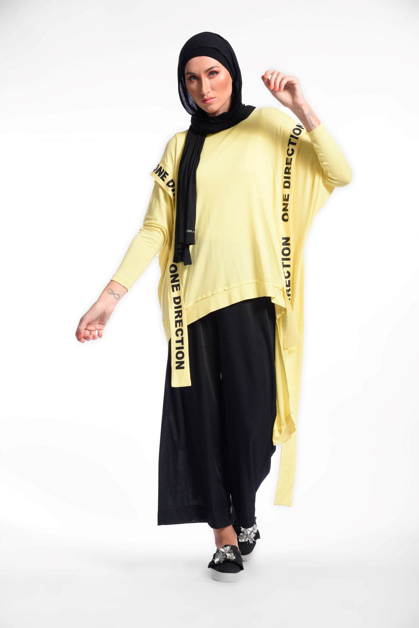 Yellow Round Neck Long Sleeves High-Low Loose T-Shirt