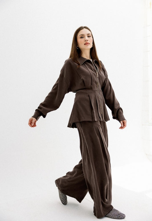The Maven Utility Co-ord (Leans into a chic, clean, utilitarian style)