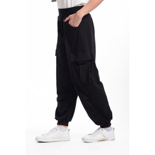 Trousers with pockets