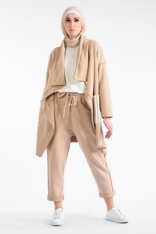 Beige open-cut long-sleeved jacket