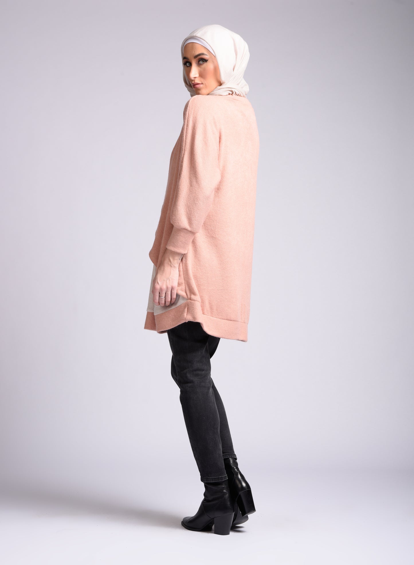 Rose Long Sleeve Round Neck Blouse With Bow
