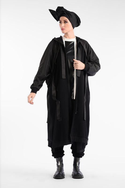 Black Oversized jacket with long sleeves and pockets
