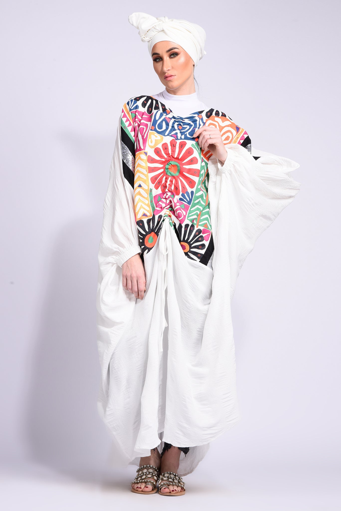 Long white printed dress with wide sleeves
